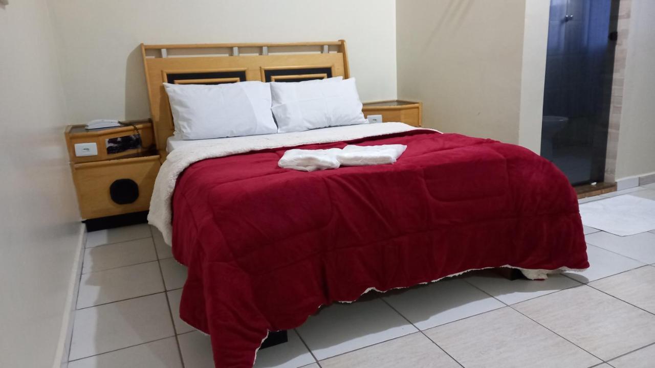 Hotel Dalias Гуарульос Екстериор снимка